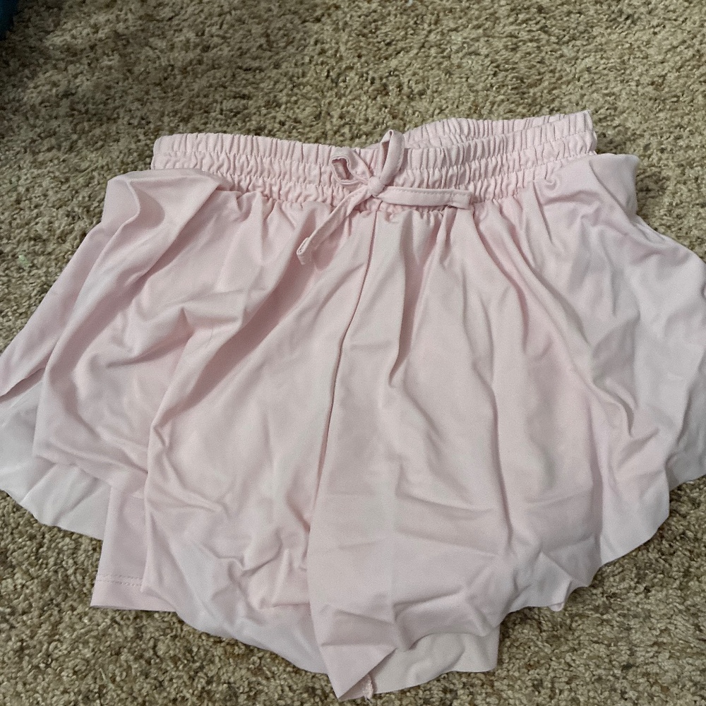 Pastel pink skirt/with shorts connected